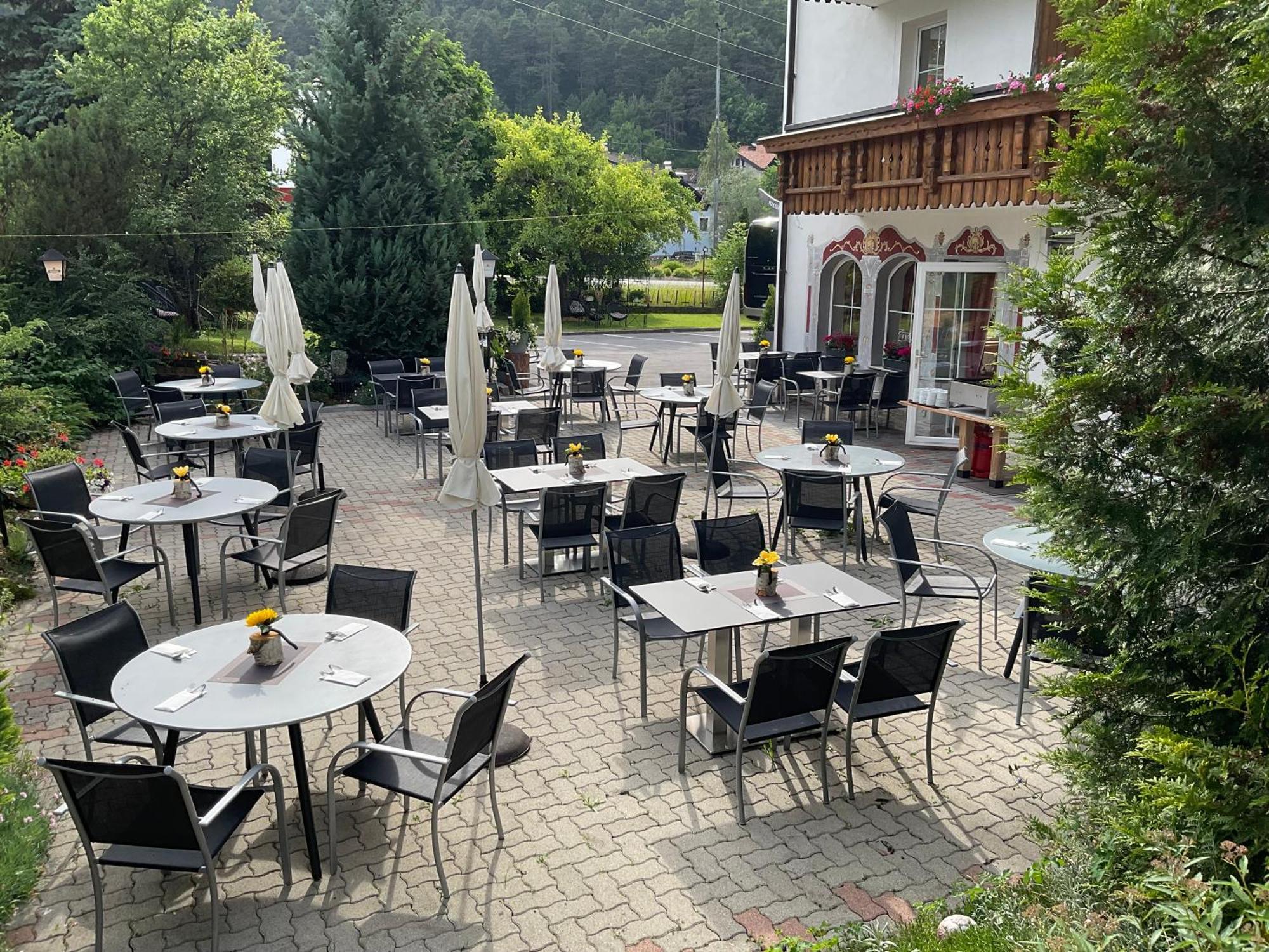 Alpenhotel Gurgltalblick Nassereith Extérieur photo